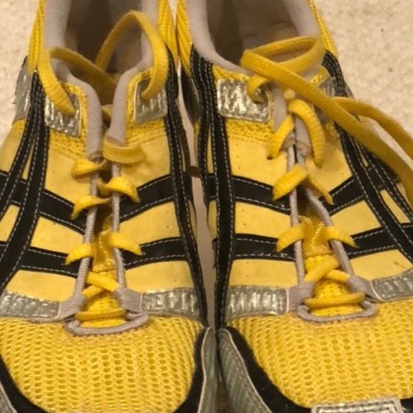 ASICS Track Running Sneakers - 10 - Picture 5 of 5